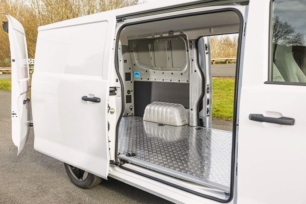 Farizon V7E side loading door open, showing the flat cargo floor